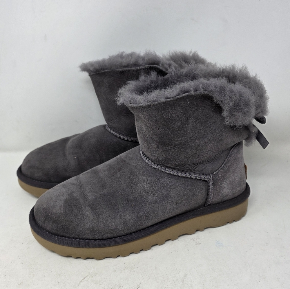 UGG Charcoal Shearling Winter Boots Size 5